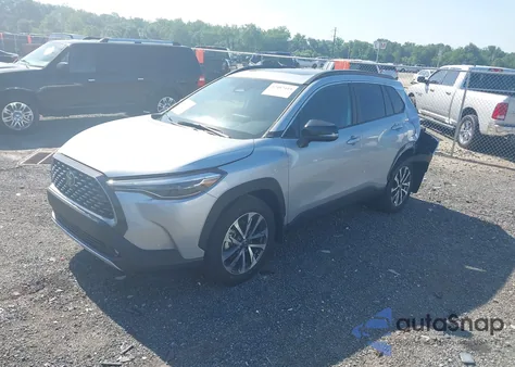 2025 Toyota Corolla Cross Xle from USA, damaged, VIN 7MUDAABGXSV133840